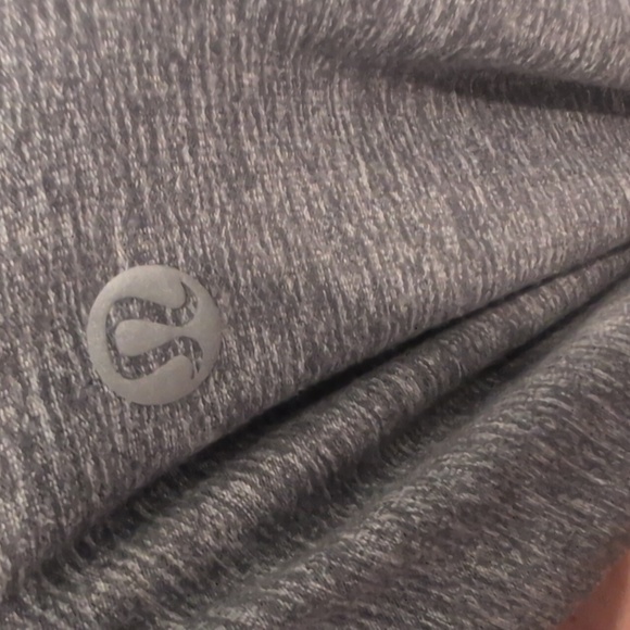 Lululemon Men's 1/4 Zip Soft Jersey Long Sleeve Heathered Black - Picture 6 of 8